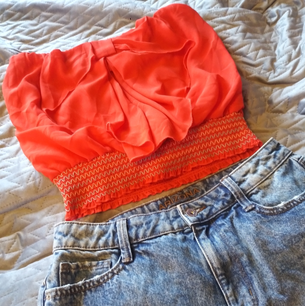 Crop top